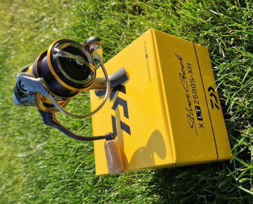 Daiwa 22 Silvercreek X LT2500S-XH