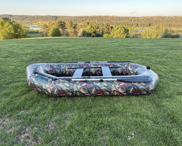 Avalon boat
